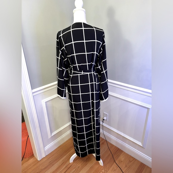 Natori Windowpane Robe (Lg) - Picture 3 of 4
